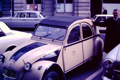 1968 man with - with, 2cv