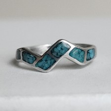 Vintage Sterling Silver Turquoise Inlay Chevron Band Ring Size 8 | 1.3g