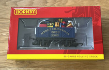 Hornby 7 Plank Wagon Christmas