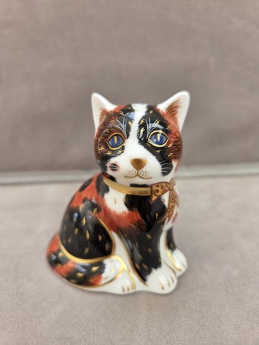 Royal crown derby paperweight - crown,