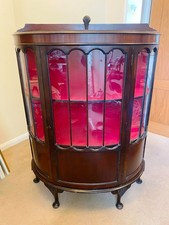 Antique Mahogony Bow Fronted Display Cabinet, 1920's. Very Good Condition.