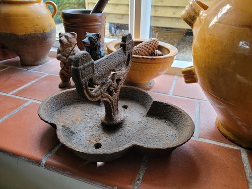 Very nice small cast - a, iron