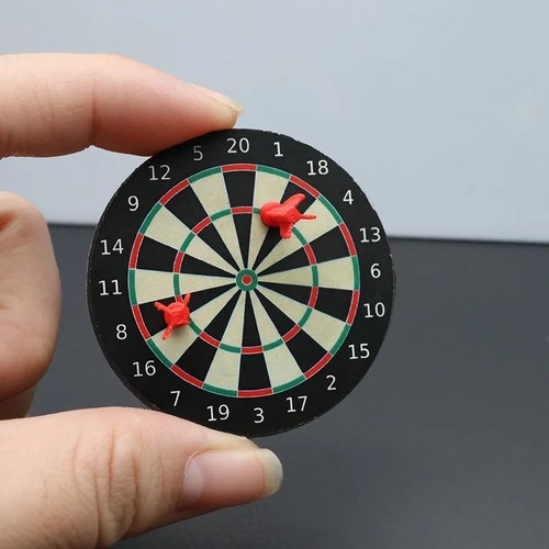 Magnetic dart board kid - magnetic,