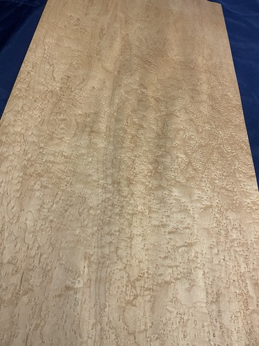 Birds eye quilted - maple, veneer