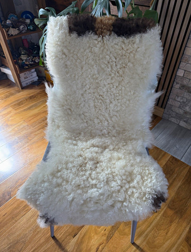 Beautiful real sheepskin rug - beautiful,