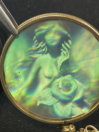 Vintage goldtone hologram - vintage,