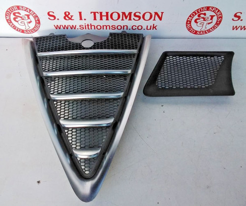 Alfa romeo bumper grille - gt,