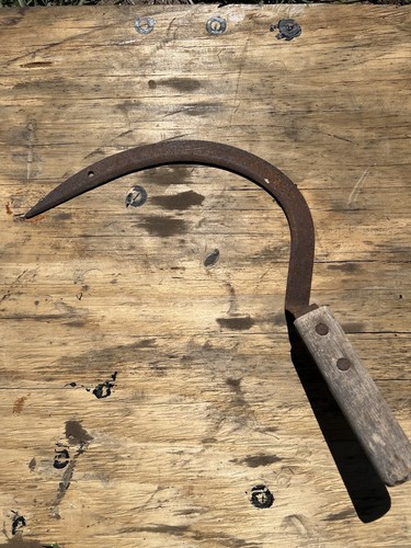 Primitive farmhouse decor - primitive,