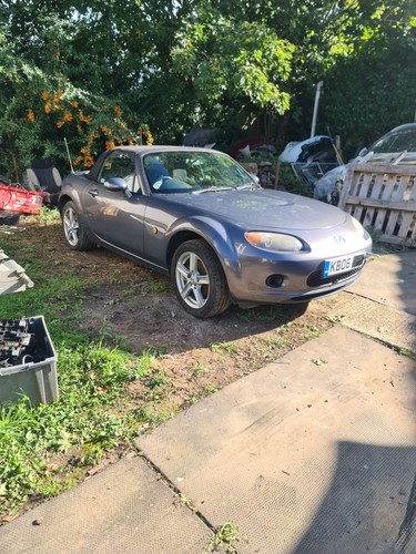 Mazda mx5 2006 breaking one - 2006,
