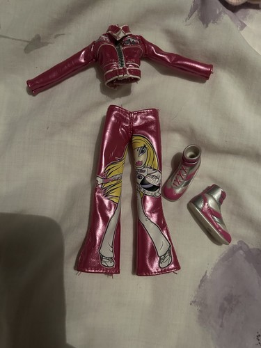 Bratz race car driver katia - car,