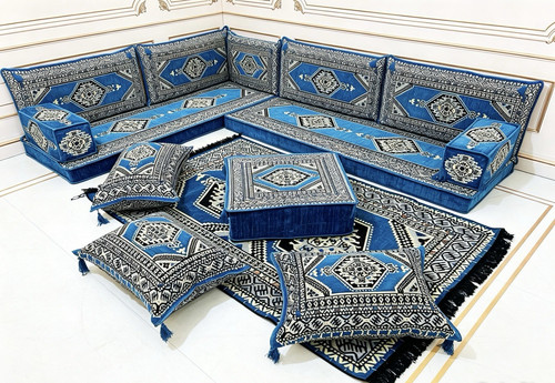 Moroccan geometric blue - blue, corner