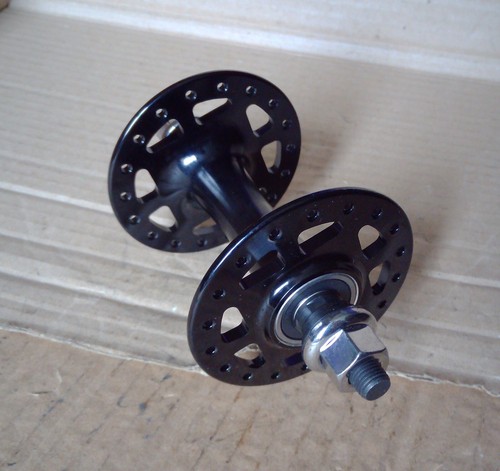 Sealed bearing track pista - bearing,