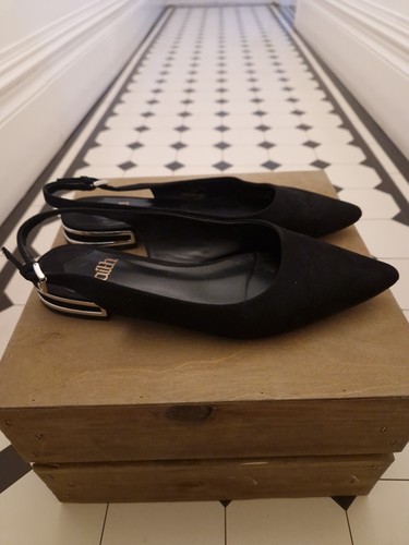 Black faith pointed toe - faith,