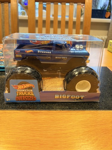 Hot wheels oversized monster - wheels,