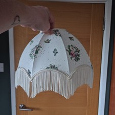  Vintage Floral Fringed Lamp