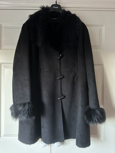 Ladies beautiful faux fur - faux,