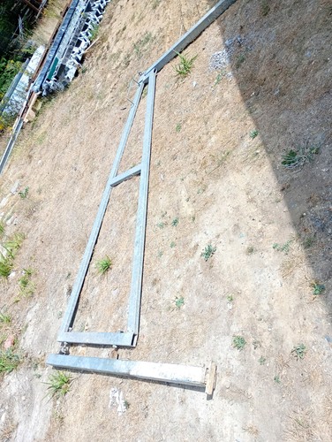 400 vehicle swing barrier - £400,