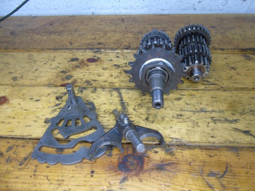 Bsa c15 gearbox - bsa,