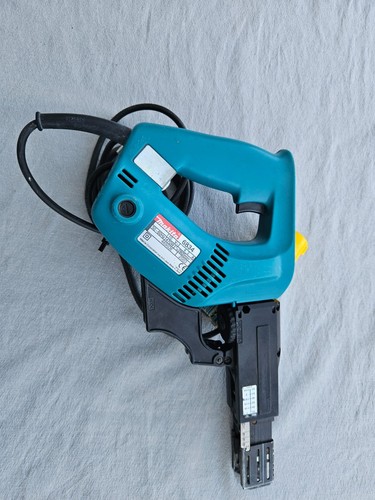 Makita 6834 auto feed - 6834,