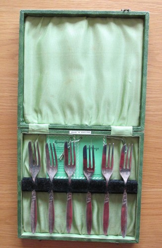 Vintage tableware set of 6 - tableware,