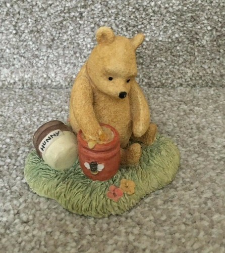 Classic pooh figurine - classic, 'pooh