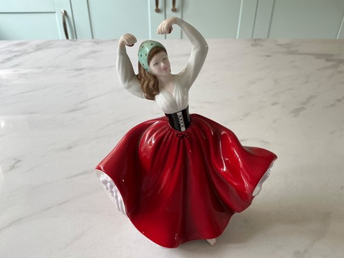 Royal doulton pretty ladies - royal,