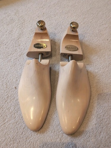 Bally wooden shoe - shoe, trees