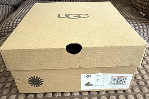 Ugg brown cardboard slipper - ugg,