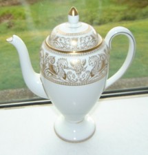 Wedgwood Gold Florentine