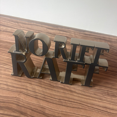 Freestanding metal lettering - freestanding,