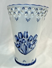 NWT Blue and White Royal Twickel Delftware 9" Tall Porcelain Vase Lattice Top