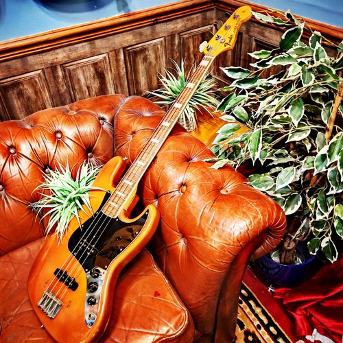 Gorgeous 1972 fender jazz - gorgeous, bass