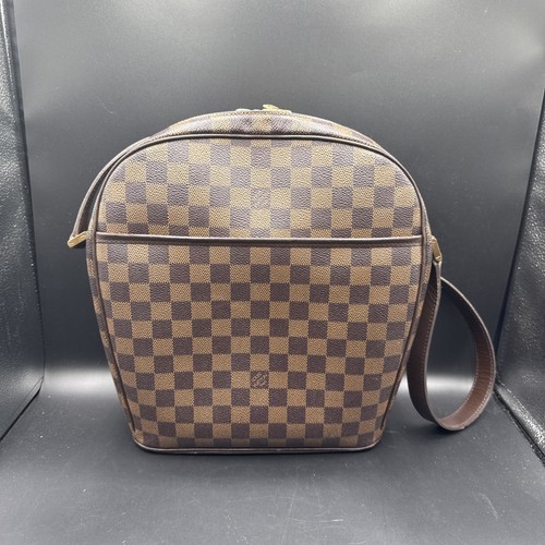 Louis vuitton damier - vuitton, ebene