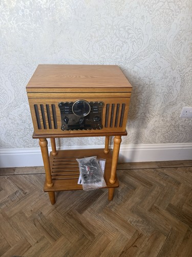 Record player with radio - ,