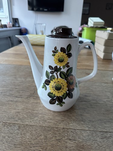 Royal tudor ware barker - tudor,