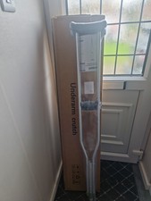 Adjustable Underarm Crutch