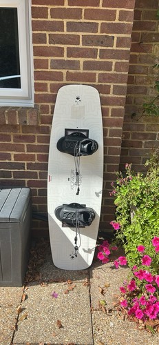 Liquid force wakeboard - force,
