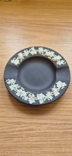 Wedgwood black basalt - wedgwood,