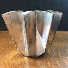Large 7" Tin Metal Fluted