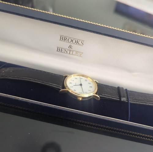 Brooks bentley watch gold - brooks,