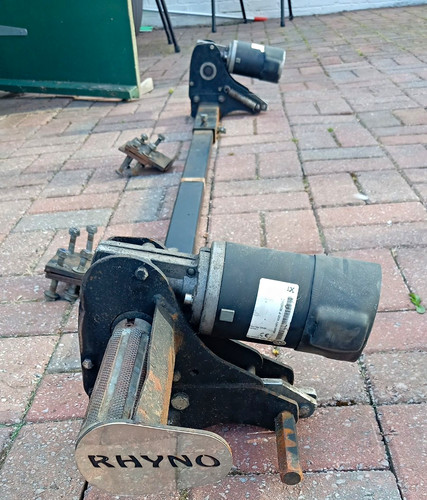 Rhyno caravan motor mover - motor,