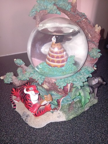 Snowglobe disney the - disney,