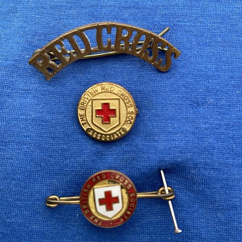 Red cross lapel - 3,