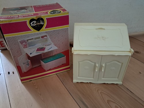 Sindy vintage writing bureau - sindy,