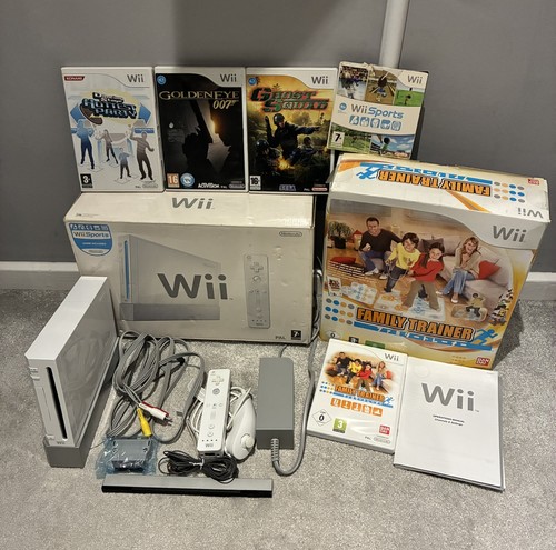 Nintendo wii console - nintendo,