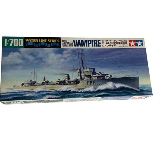 Tamiya 700 royal australian - 1:700,
