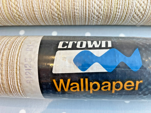 Vintage crown wallpaper from - vintage,