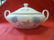 Wedgwood, ICE ROSE, Oval Lidded Tureen