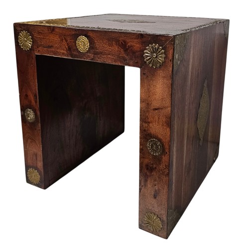Sheesham accent side table - side,