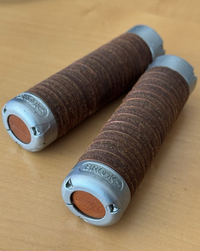 Brooks slender leather grips - brooks,